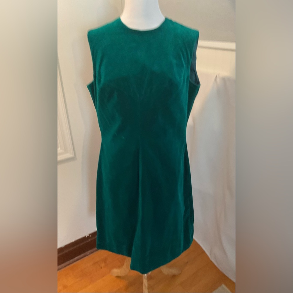 Gorgeous Emerald Green Vintage Dress